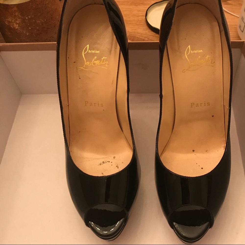 Christian Louboutin Lady Peep
